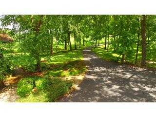 TRACT 4 - REAL ESTATE AUCTION - 2 PRESTIGUOUS HOMES - 66+/- ACRES IN 5 TRACTS IN NOBLE COUNTY, INDIANA